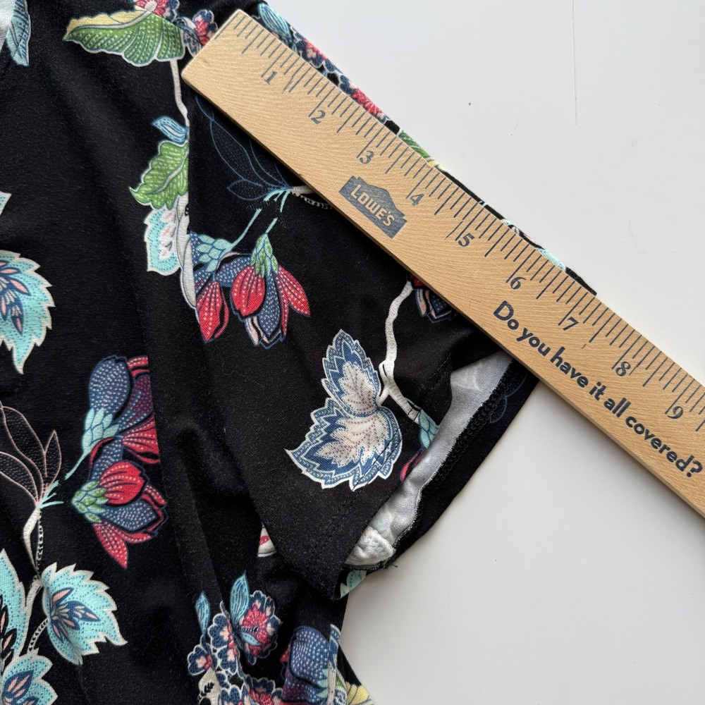 J. Jill Wearever Collection Petite M Black Floral‎ Print Short Sleeve Tunic Top - Picture 8 of 9
